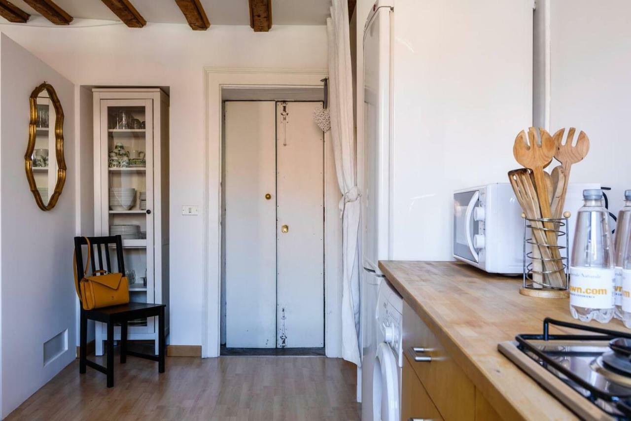 Altido Cozy Apt For 4 Close To Basilica Di Sant'Ambrogio Milánó Kültér fotó